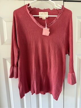 evy's tree Ribbed V-Neck Long Sleeve Top in Dusty Rose